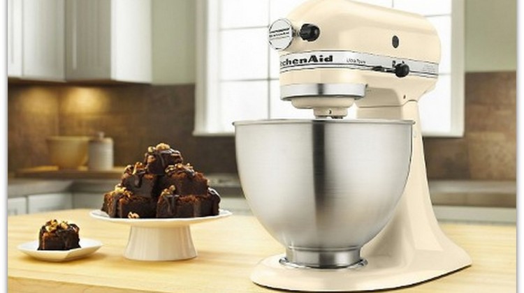 This KitchenAid mixer is perfect for heading to the kitchen together and creating that perfect romantic dinner!