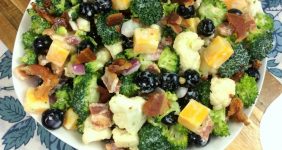 Ready for some new Weight Watchers Lunch Recipes? The Weight Watchers program will never tell you to skip a meal. That's important to me because I know skipping meals will simply lower my metabolism.