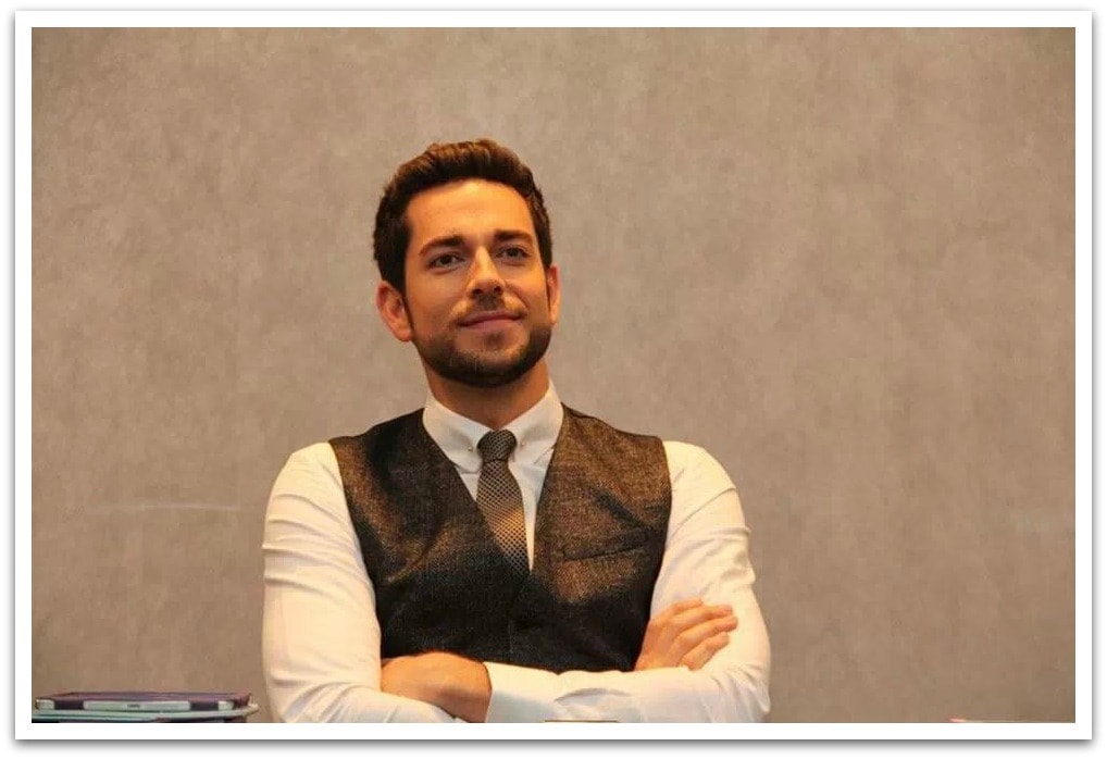 Zachary Levi