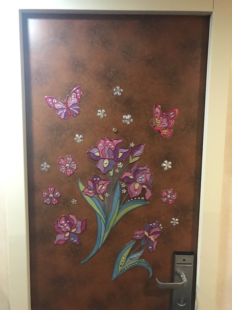 flower magnets on cruise cabin door