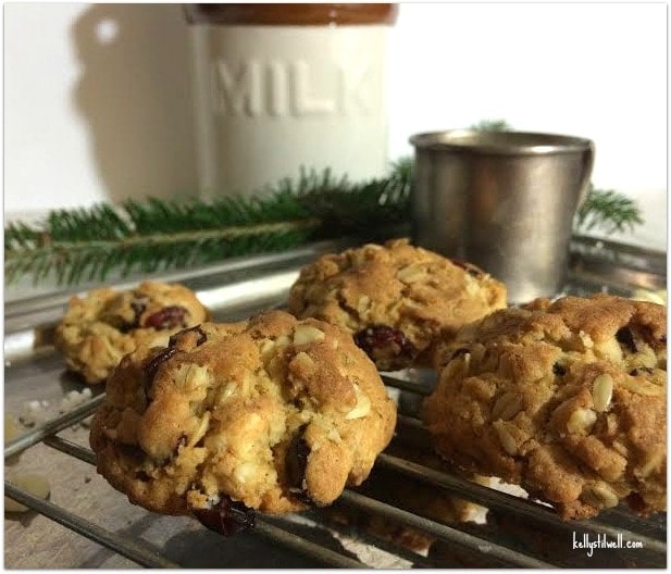 White Chocolate Cranberry Oatmeal Cookies