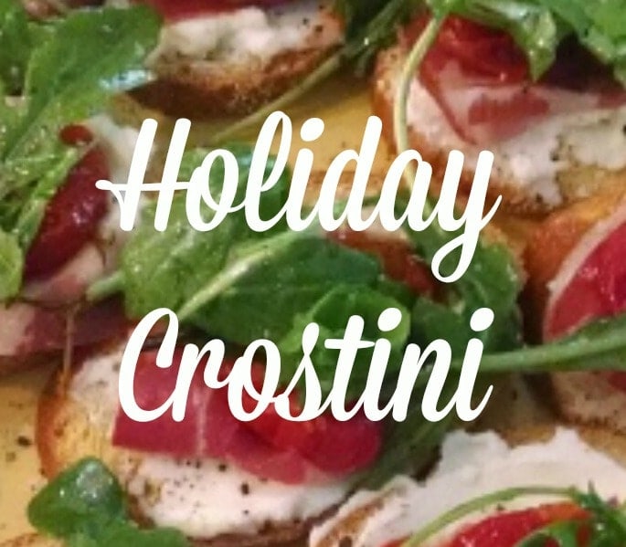 This holiday crostini recipe is perfect for Christmas with the colorful tomato and basil ingredients! Appetizers are always a hit at holiday parties, and it’s wise to have a vegetarian option. This is so easy, you’ll be out of the kitchen in no time!