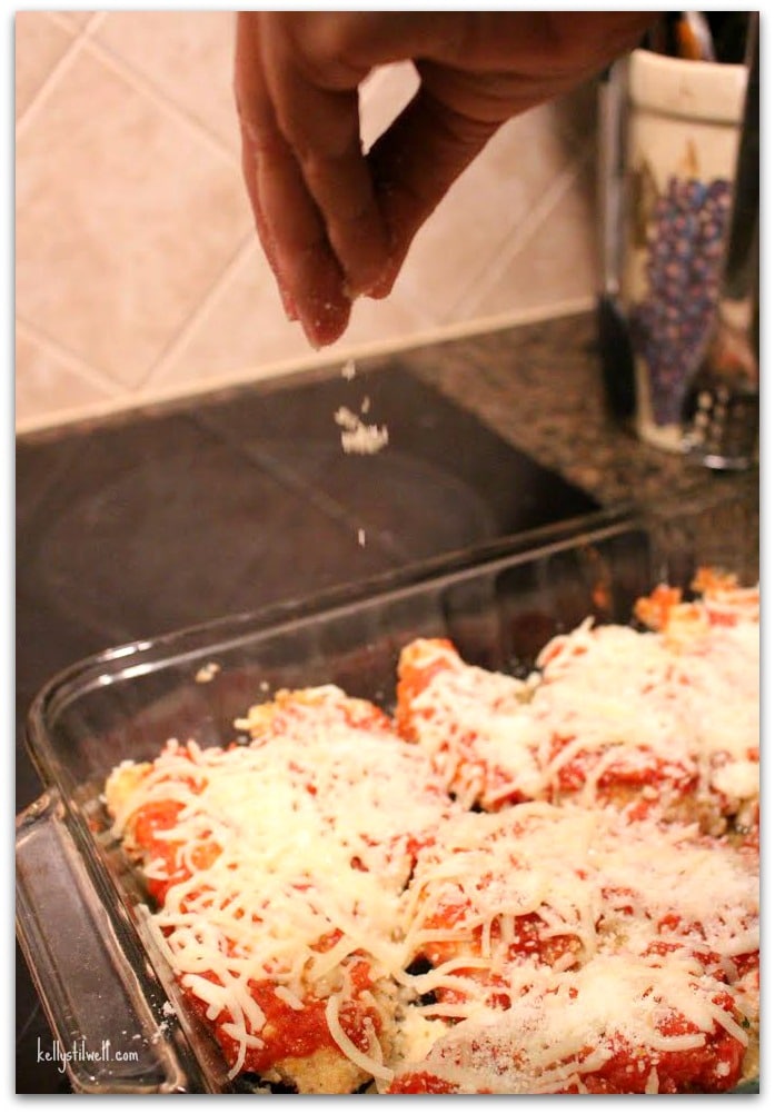 This chicken parmesan is one of my favorite recipes. When you're looking for a delicious chicken recipe, it doesn't get much easier then this. Serve with spaghetti squash as your vegetable in place of the pasta!