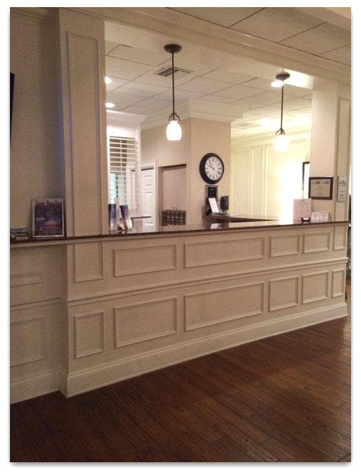 plantation lobby desk