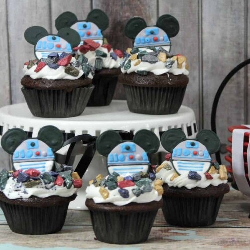 cupcakes with Mickey Mouse R2D2 on top