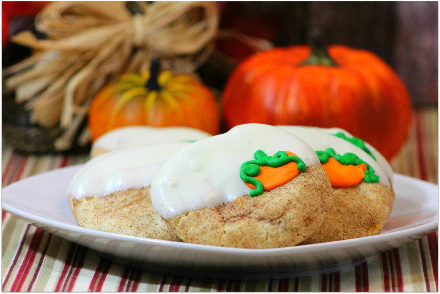 These pumpkin snickerdoodles are such a delicious dessert, and will be a huge hit right through Thanksgiving! Everyone's looking for easy recipes to make for fall parties, and these cookies are so pretty! Get the kids in the kitchen to help!