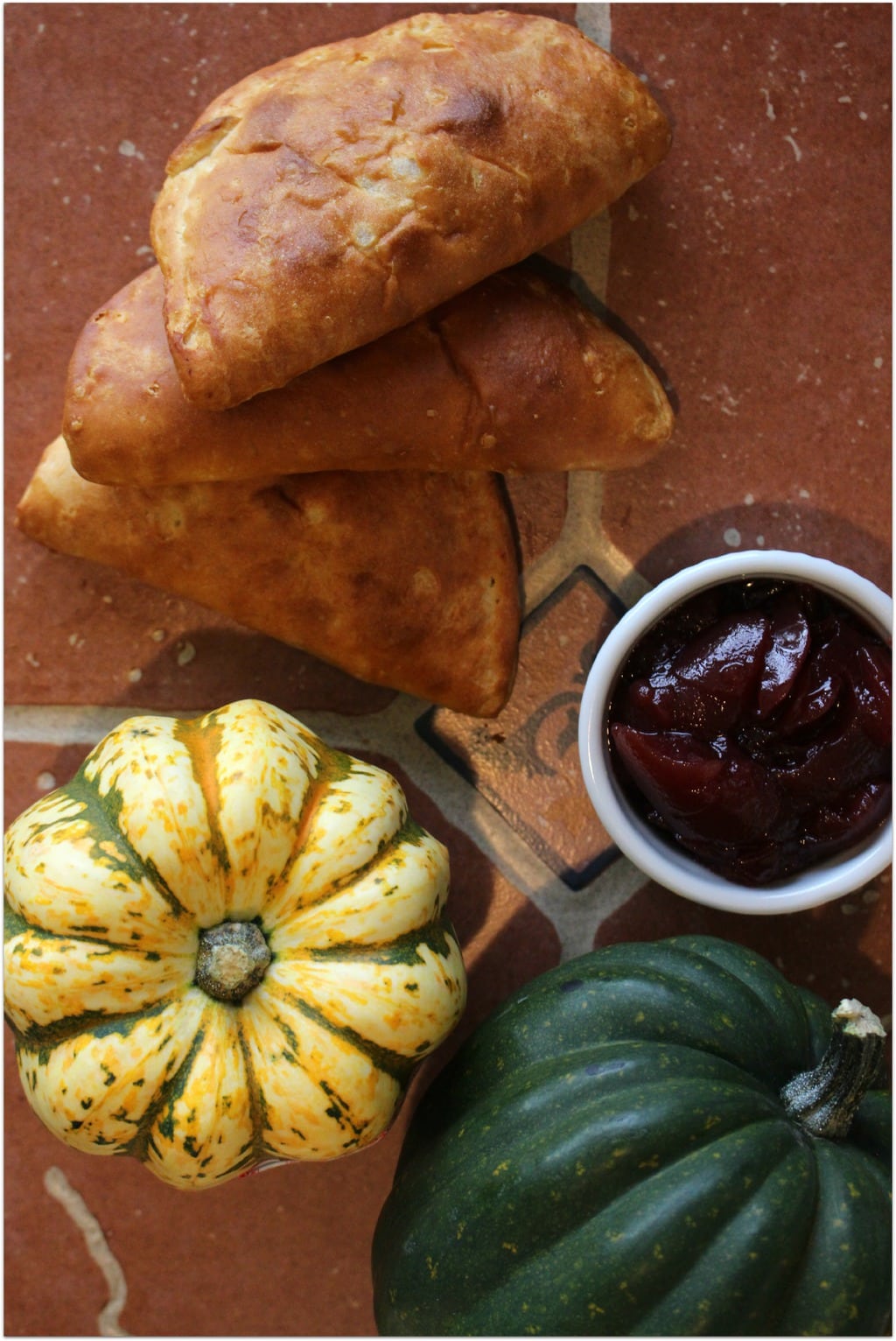 This recipe for turkey pot pie turnovers is just what you need to change up those Thanksgiving dinner leftovers! Don't let any of that turkey go to waste! These would make a great appetizer for a tailgate, too! 