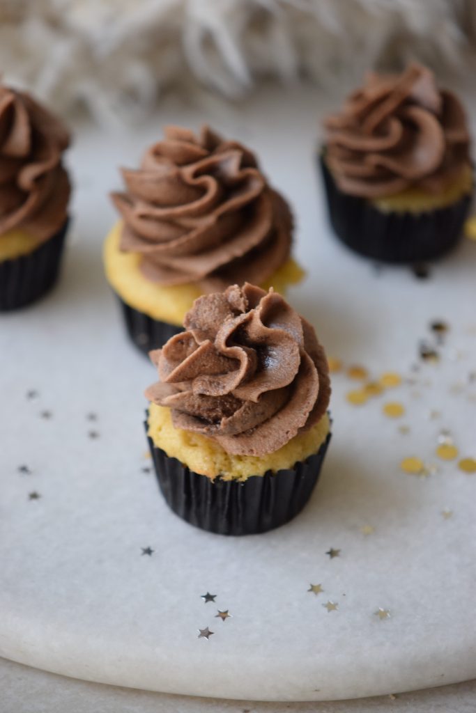Cupcakes with chocolate frosting.