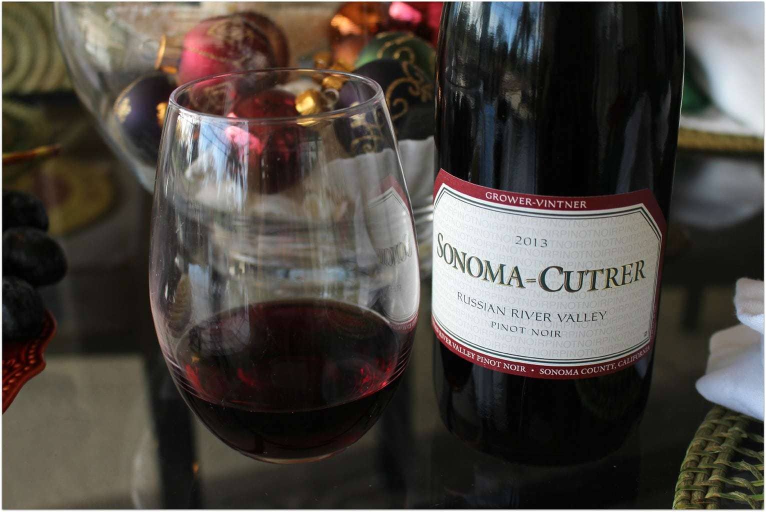 The complex flavors of the Sonoma Cutrer Russian River Pinot Noir are created from the grapes growing in temperatures that change dramatically between warm days and cool foggy nights of the Russian River Valley. The result is rich flavors of Bing cherry, wild strawberry, barrel spice and dark chocolate. 