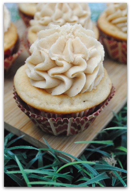 This light and creamy peanut butter cupcake is so delicious, you'll be making this recipe for every party you attend. Who doesn't love peanut butter? Put it in a cupcake, and you've got my favorite dessert recipe! I also love that this is a simple dessert to make, and it won't keep you in the kitchen for hours. Easy is good for a change, right?