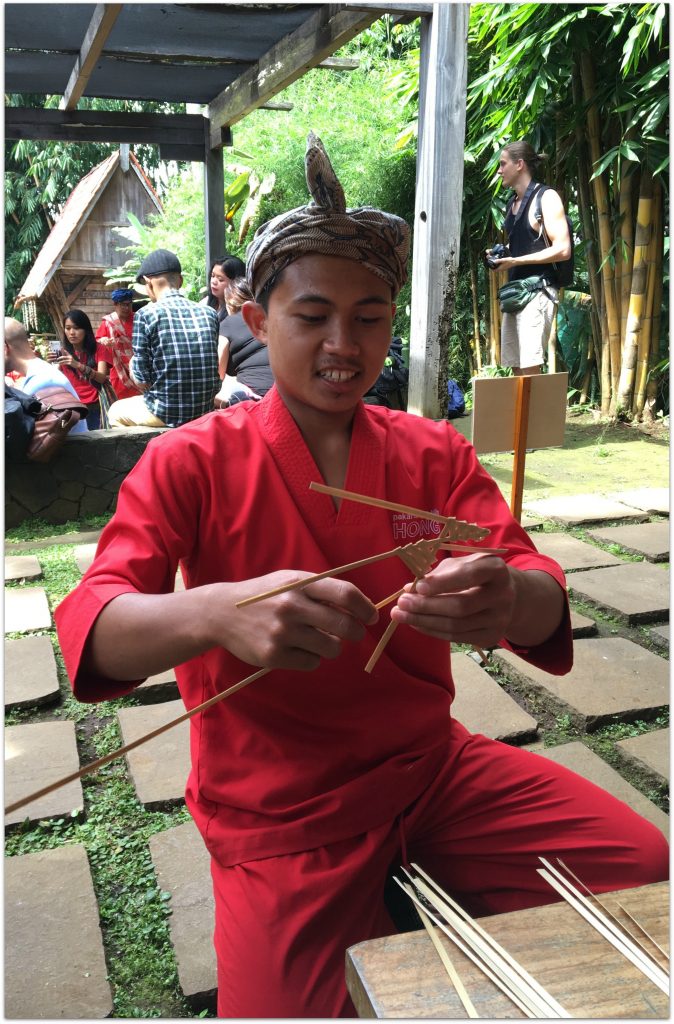 Indonesian puppet game