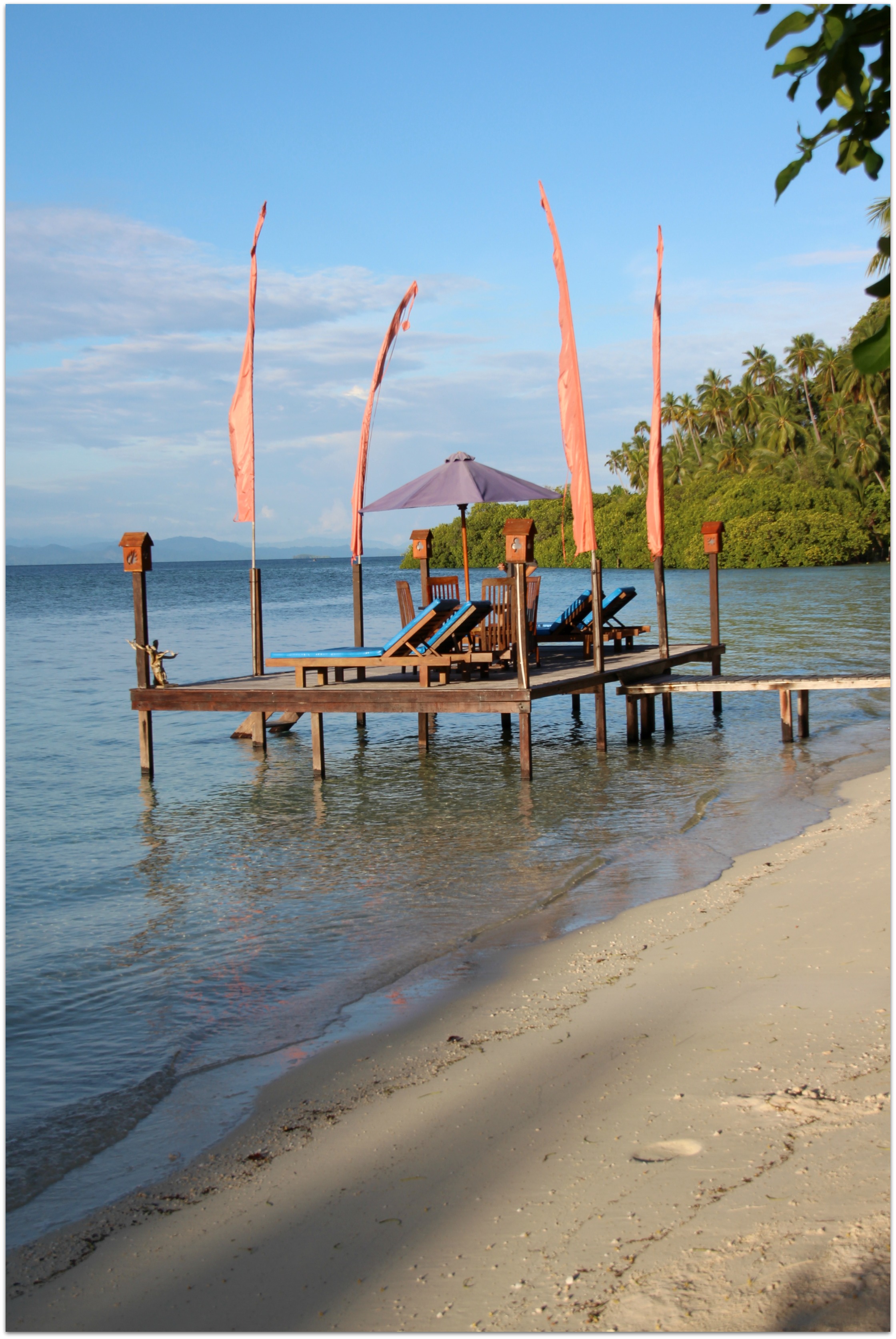 There’s nothing quite like Raja Ampat if you love beautiful beaches, turquoise water, white sand, and some of the friendliest people you will ever meet. What's not to love about that?