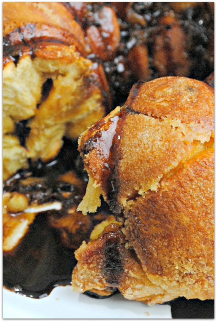 This Chocolate Chip Cookie Dough recipe is so easy to make, who doesn't love Monkey Bread? When you need to bring food to an event, this is the dessert you want to bring! Warning: it will disappear in no time! 