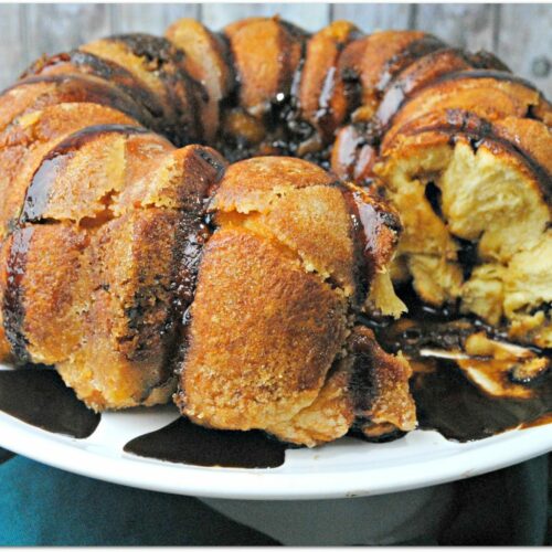 This Chocolate Chip Cookie Dough recipe is so easy to make, who doesn't love Monkey Bread? When you need to bring food to an event, this is the dessert you want to bring! Warning: it will disappear in no time!