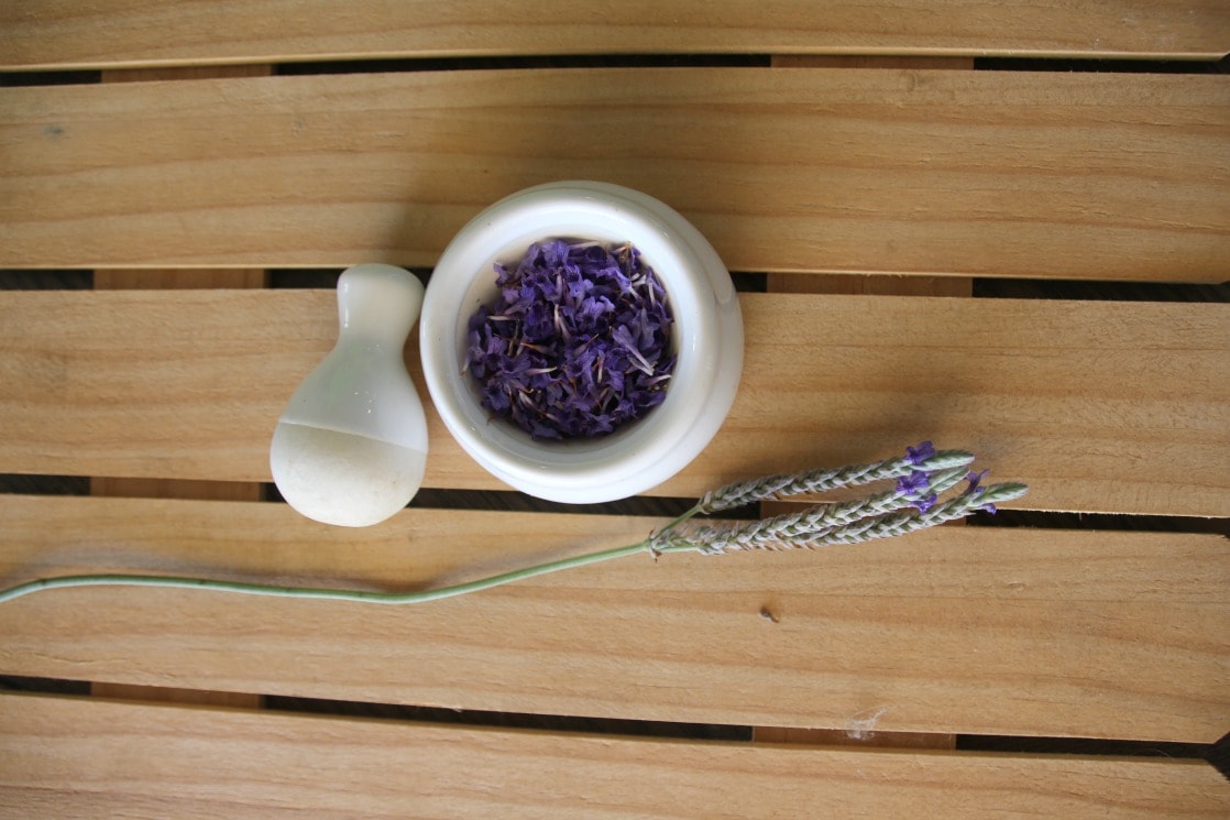 Head to the kitchen and make this DIY recipe for delicious lavender meyer lemonade fresh from your garden