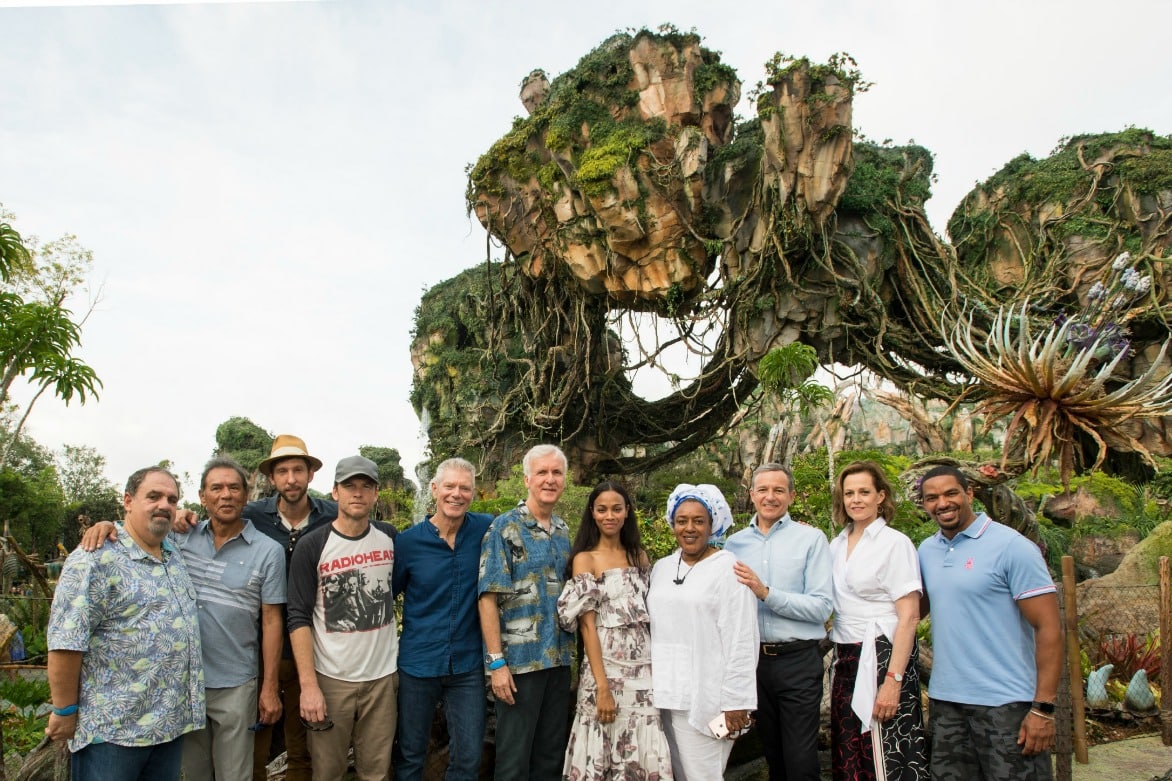 Step over the threshold from Animal Kingdom into Pandora The World of Avatar, and you truly are transported to another land, one of floating mountains, bioluminescent rainforests, and gorgeous waterfalls.