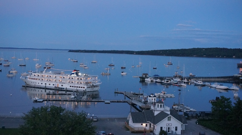 If you are heading to the Penobscot Bay area, I found the perfect place to stay in Rockland Maine. With cooler temps and gorgeous scenery, Maine has been on my list for ages. 