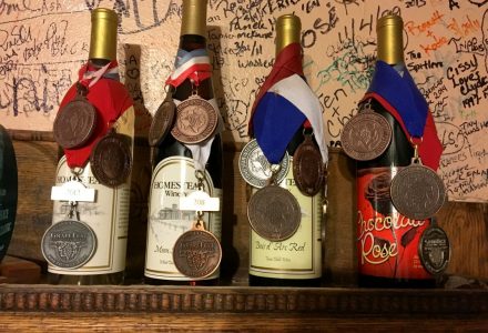 5 Reasons to Visit Grapevine for Wine