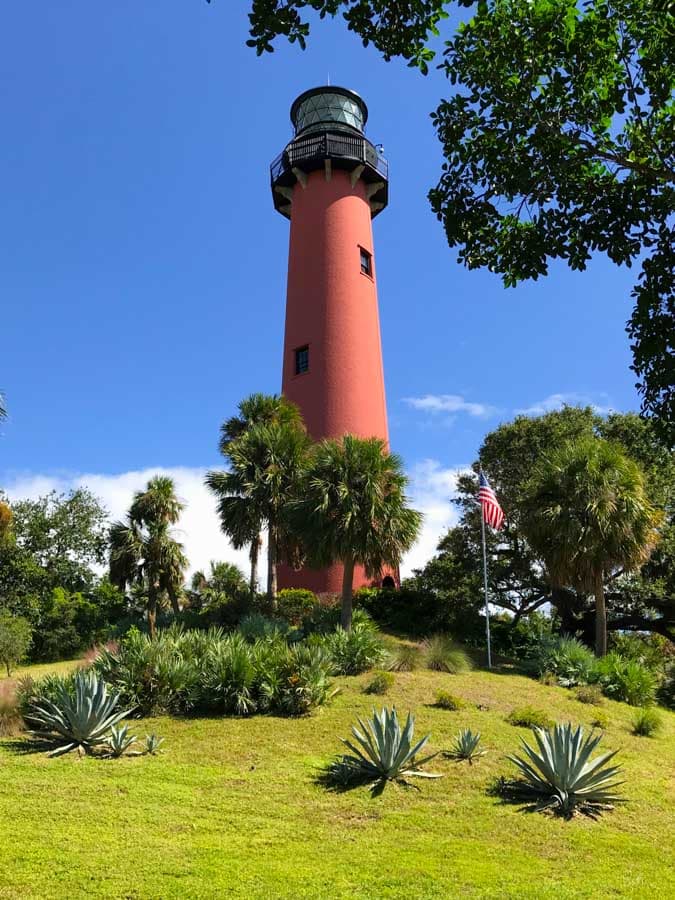 This lighthouse is one of many things to do in Palm Beach Florida! 