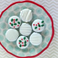 Looking for amazing Christmas sugar cookies to make this year? I'm sharing some of the best holiday sugar cookies I’ve found so far! In this list, you'll find the fluffiest, softest and most beautiful sugar cookie recipes ever.
