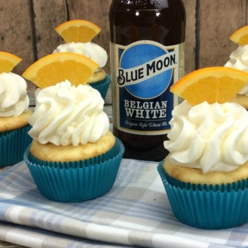 Could we make a Blue Moon Cupcake? YES!