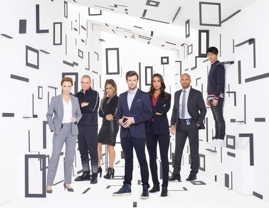 Chatting with Chris Fedak, Creator and Executive Producer of the new Deception TV show on ABC was pretty cool, but watching Co-Producer David Kwong show us how the magic really happens was absolutely fascinating.