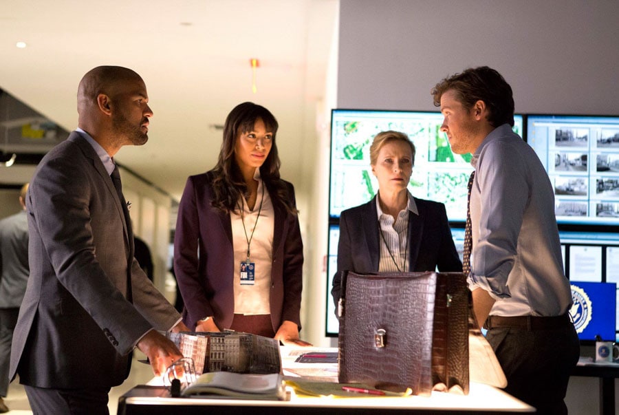 Chatting with Chris Fedak, Creator and Executive Producer of the new Deception TV show on ABC was pretty cool, but watching Co-Producer David Kwong show us how the magic really happens was absolutely fascinating.