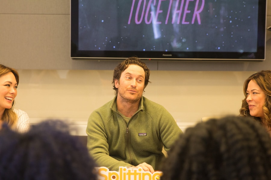 The series premiere of Splitting Up Together is tonight from 9:30-10:00 p.m. EDT on The ABC Television Network. I'm betting you've seen the hilarious commercial about this hilarious new show. Yes, it's as funny as it looks!