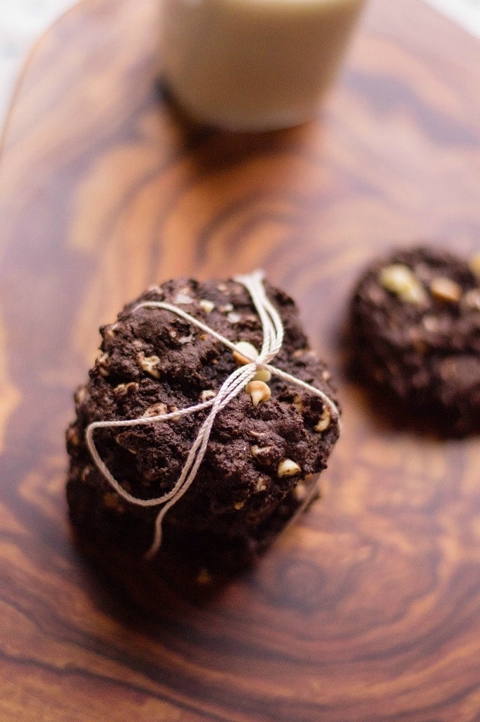 Double Chocolate Chip Cookies are the best cookies on the planet if you love chocolate. A chocolate cookie with chocolate chips is the thing dessert dreams are made of. 