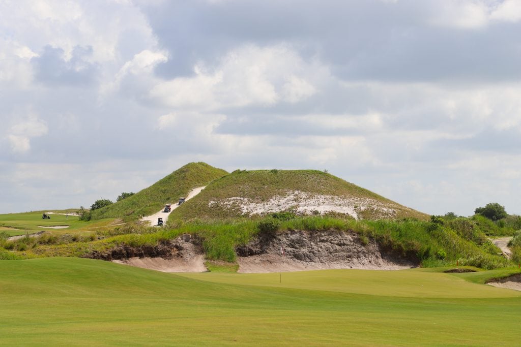 You've probably heard of Streamsong Resort if you're a golfer or have ever researched a luxury resort in central Florida. Driving down Walker Road in Polk County, you would never know you were about to enter the grounds of this stunning property.