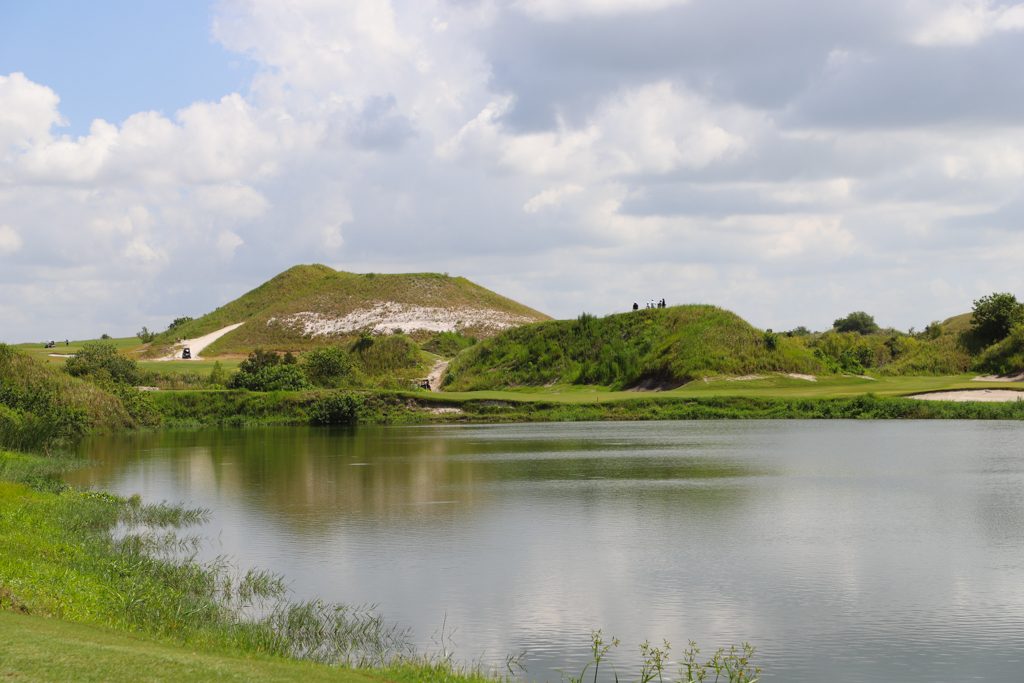 You've probably heard of Streamsong Resort if you're a golfer or have ever researched a luxury resort in central Florida. Driving down Walker Road in Polk County, you would never know you were about to enter the grounds of this stunning property.