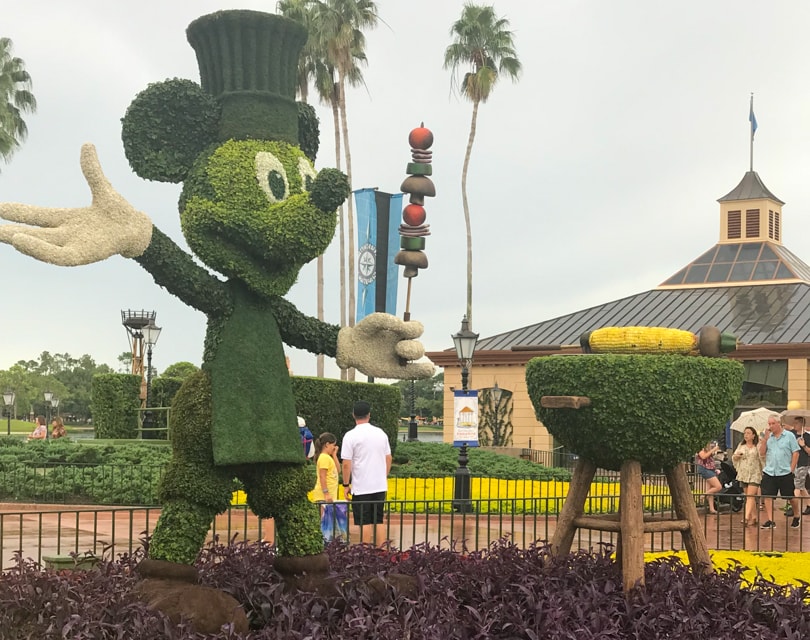 Each year in the fall, the Epcot International Food and Wine Festival is the most popular attraction at Walt Disney World for foodies.