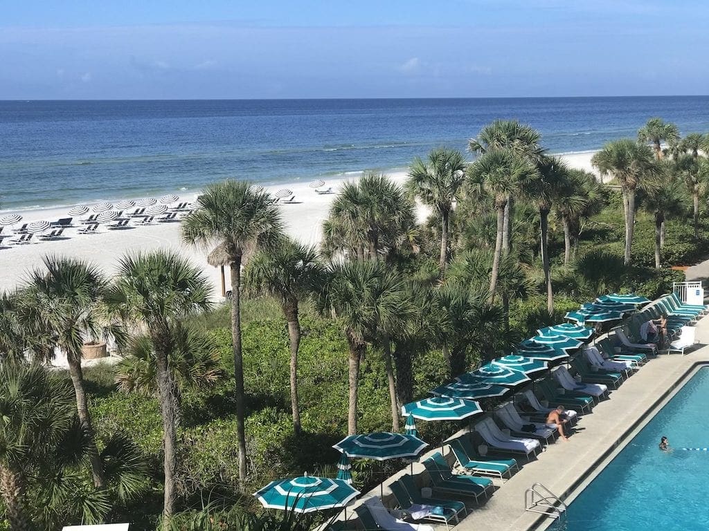 If you are shivering your way through the winter with a longing for warmer climes, a Longboat Key, Florida vacation might be just what you need. Longboat Key Resort & Spa, an upscale resort located in Sarasota County on Florida's west coast, has all the ingredients needed for relaxing beach vacation.