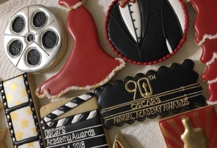Have you ever been to an Oscar Party? Since I was a little girl, I have been obsessed with Oscar Night.