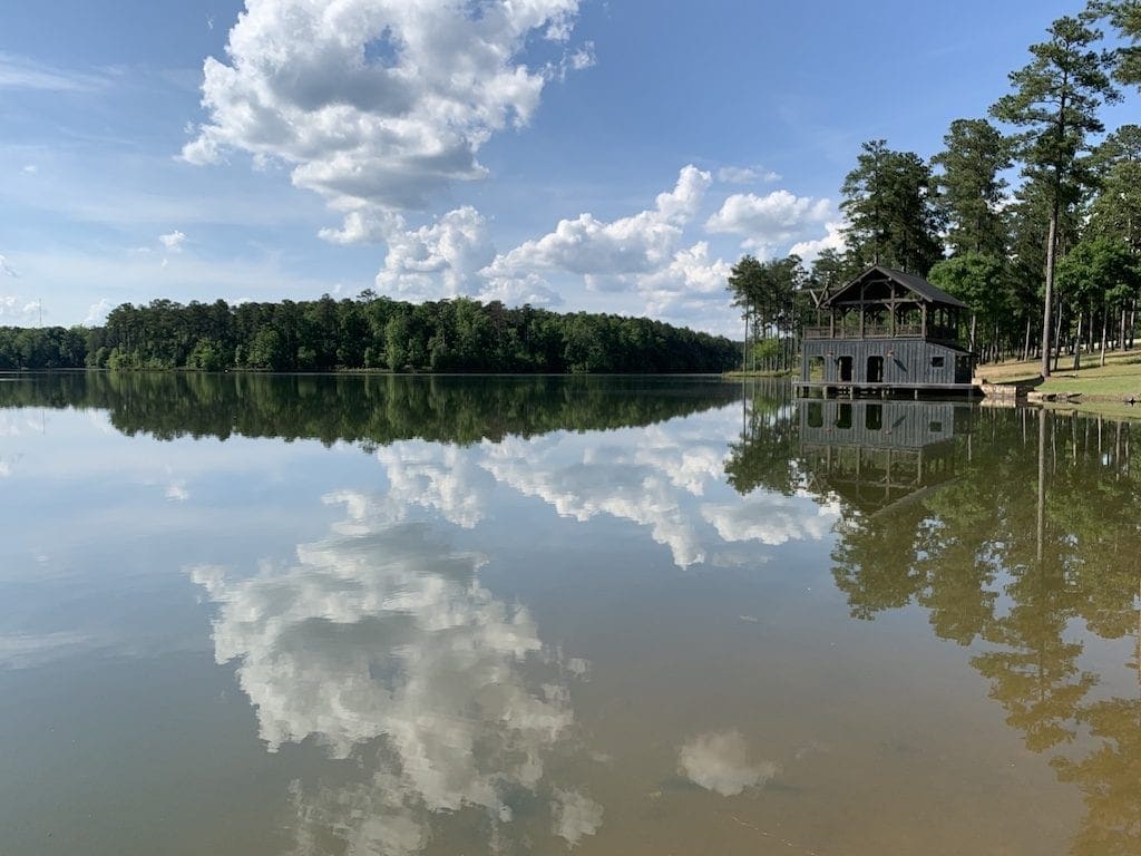 Ritz Carlton Lake Oconee is a golf and nature lovers paradise. With gorgeous views, lots of outdoor activies, and great dining, this is a must visit resort.