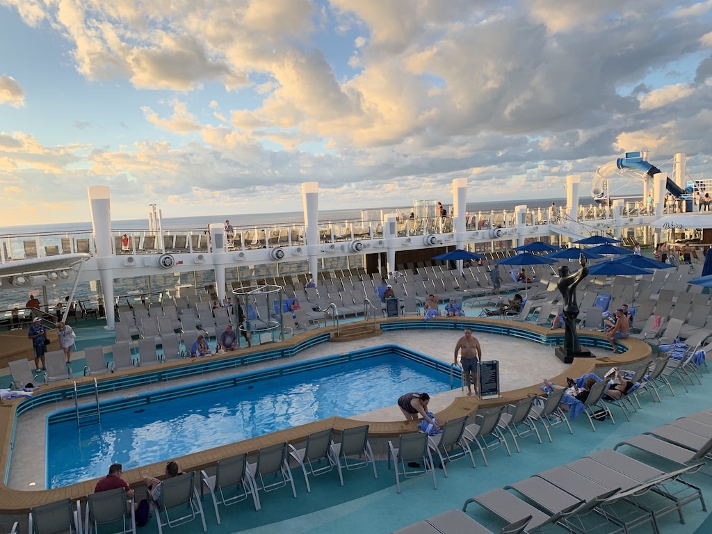 NCL's Encore now goes from New York to Bermuda! Who's ready for a cruise?
