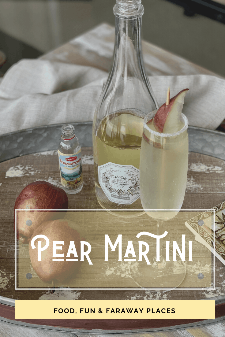 This pear martini recipe is for those of you who don't really like the taste of alcohol! Made with sparkling wine, muddled pear, and a pear liqueur