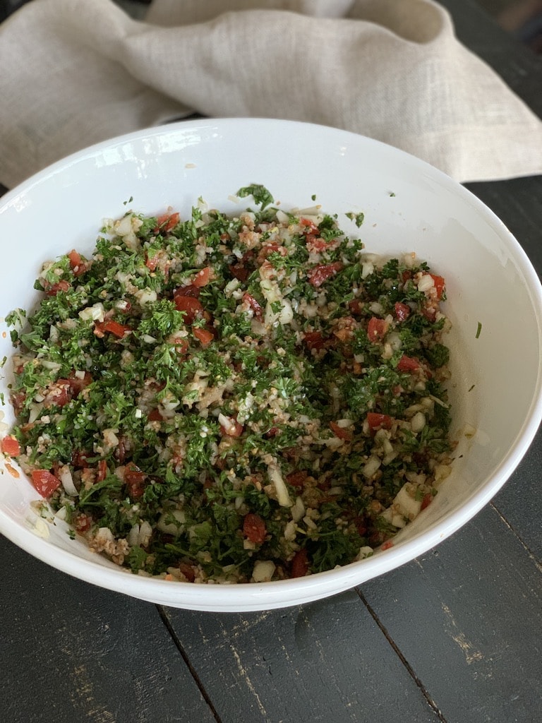 Tabbouleh was one of the best things I ate when I visited Jordan. It's a healthy dish with incredibly fresh flavor, and it goes with so many main courses.