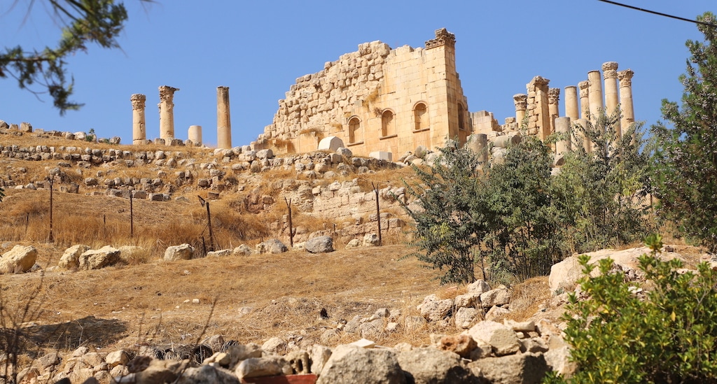 Touring the historic ruins of Jerash in Jordan was a fascinating experience, and a must when visiting this Hashemite Kingdom.
