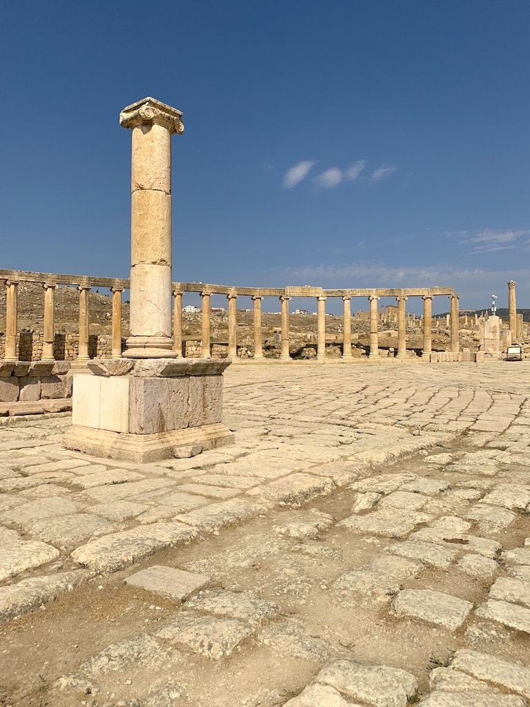 The Jerash ruins in Jordan is a must when visiting the Hashemite Kingdom of Jordan. 