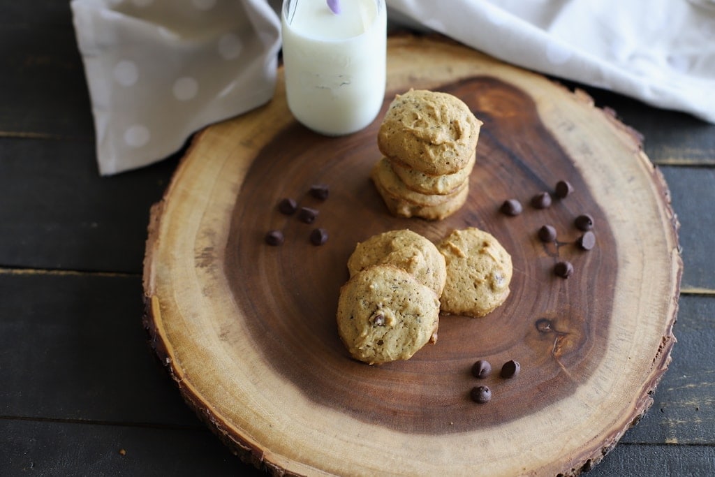 Healthy Peanut Butter Chocolate Chip Cookies