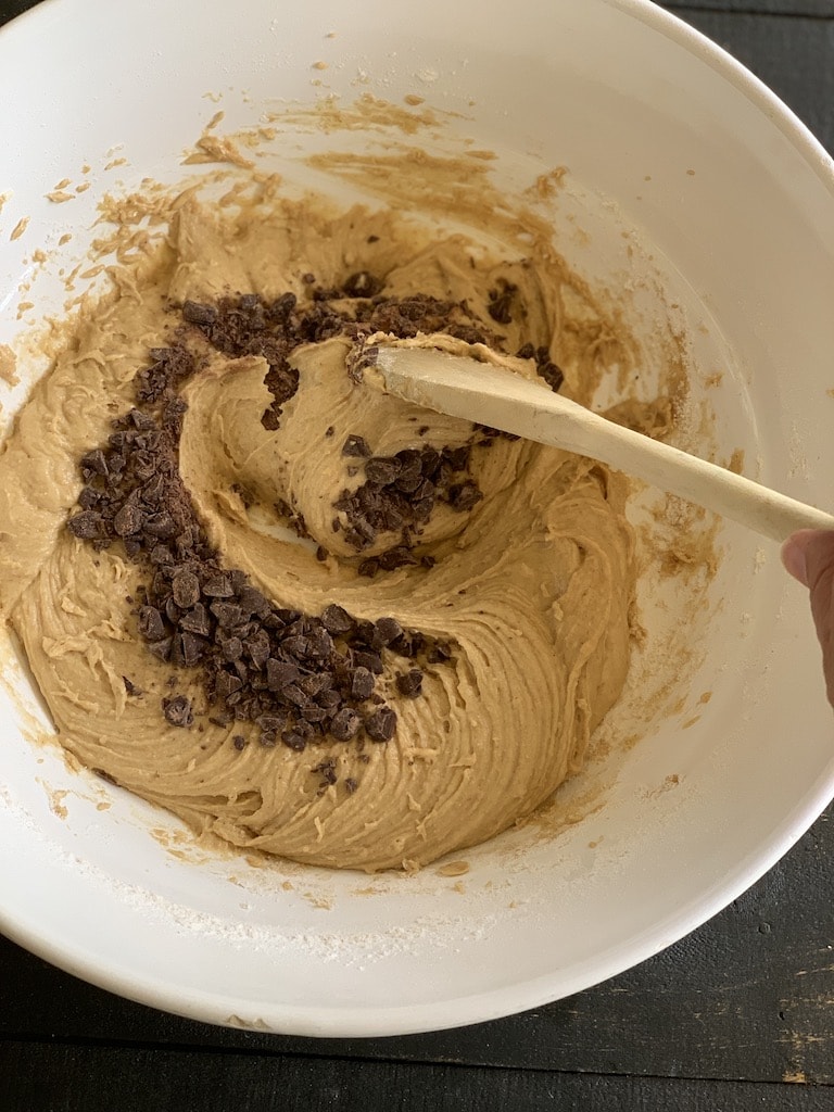 I needed a healthier version of peanut butter chocolate chips cookies in my house. Like you, we have been staying at home and snacking a little too much!