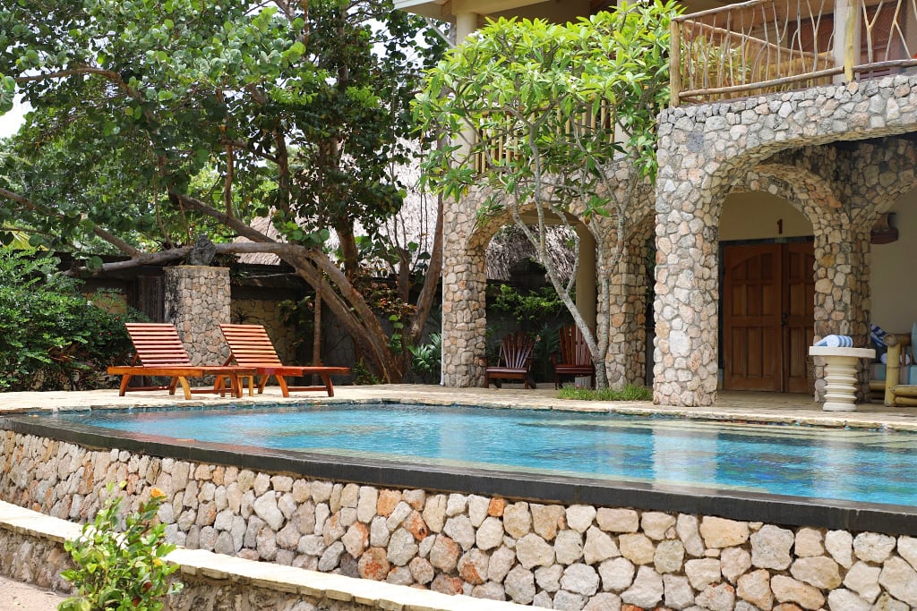 Belize pool at Turtle Inn