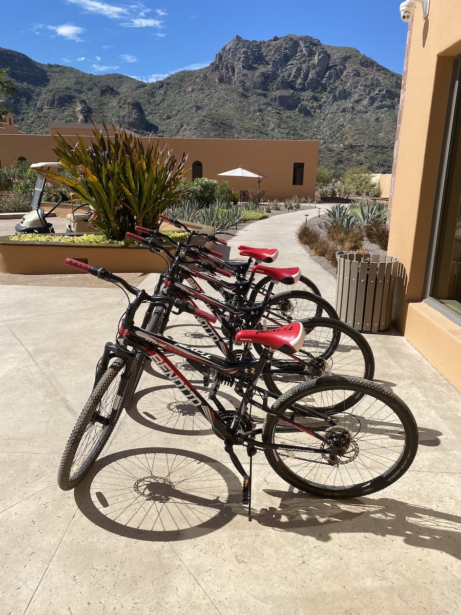 bikes in front of Villa del Palmar