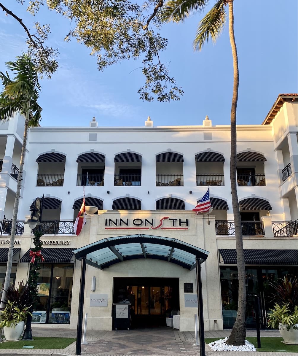 front of inn on fifth luxury hotel Naples florida