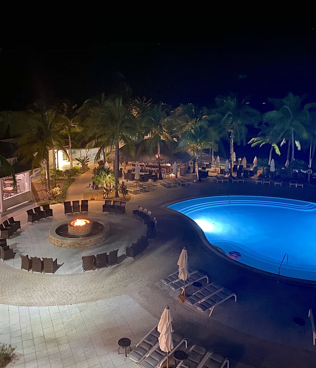 Hawk's Cay Resort Duck Key firepit