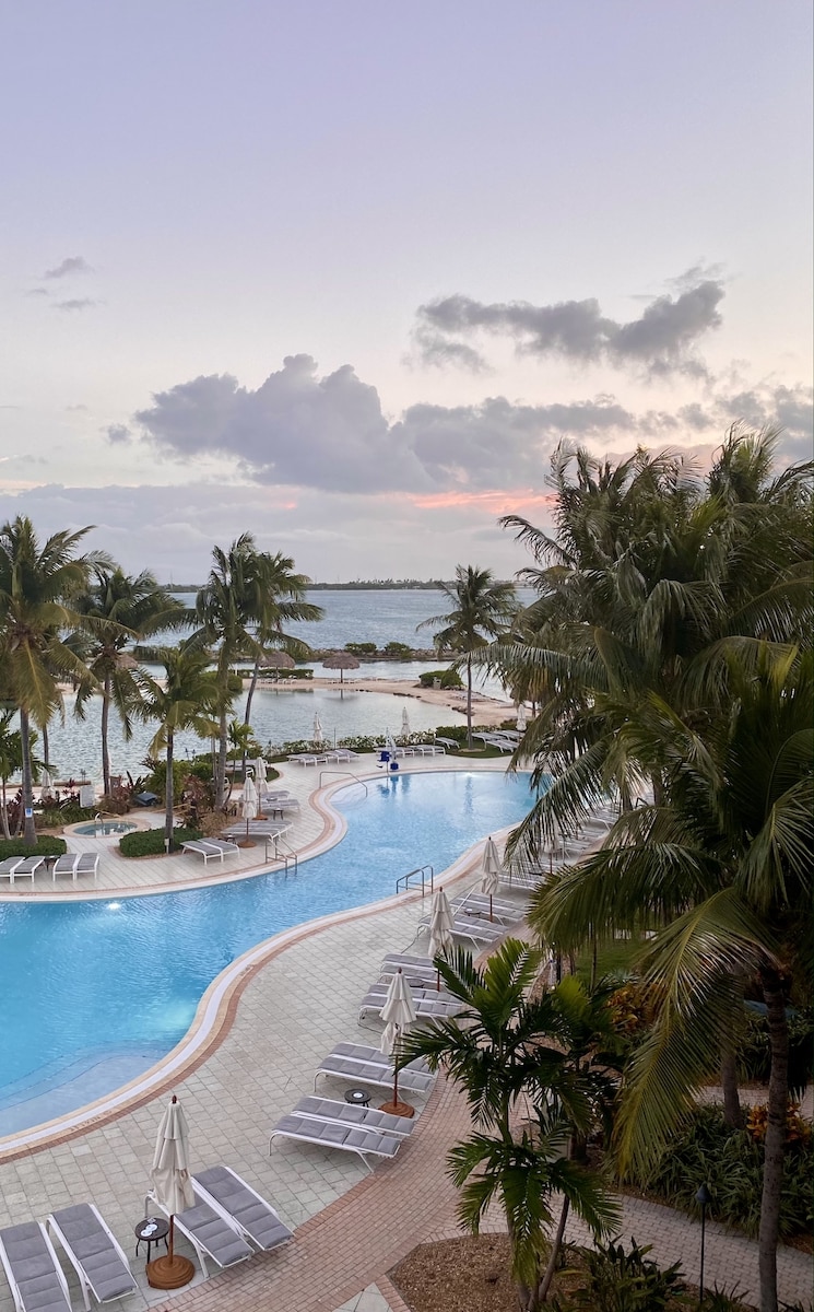 Hawk's Cay Resort sunrise