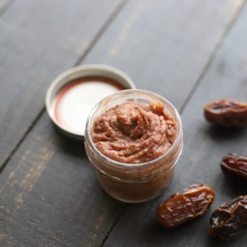 date paste in a jar