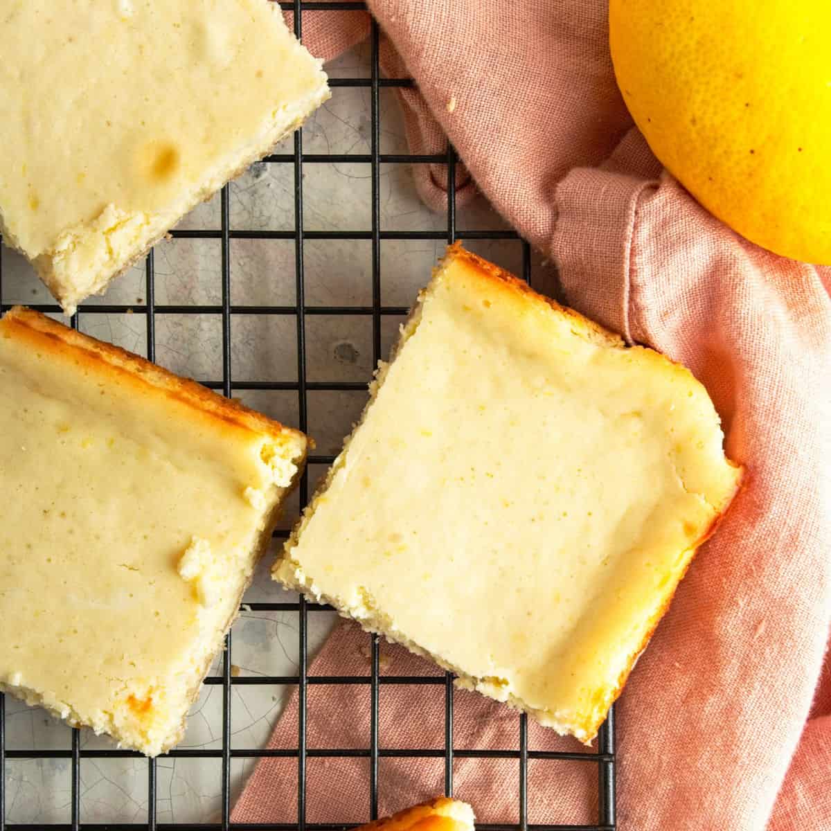 Easy Lemon Cheesecake Bars