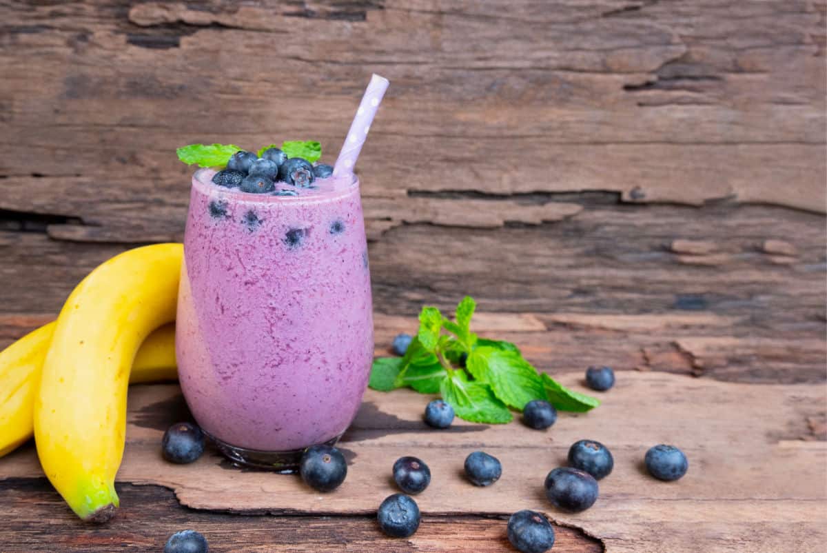 Blueberry smoothie with banana.